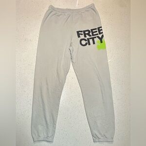 Freecity pre-loved unisex sweatpants in offwhite bone, Medium